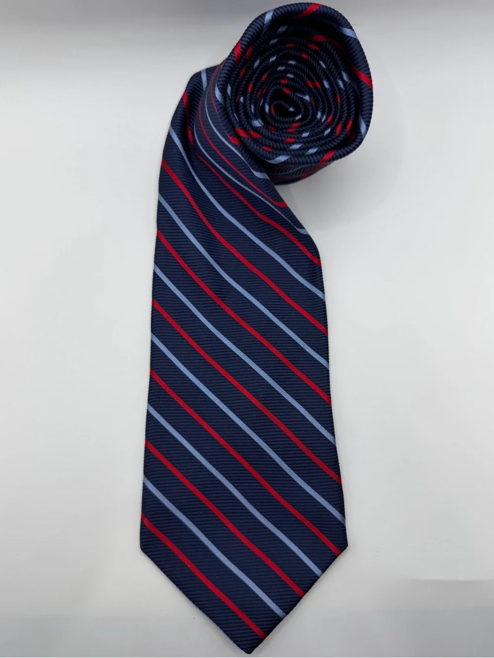 Brooks Brothers Men’s Stain Resistant Silk Navy Red Blue Diagonal‎ Stripe Tie